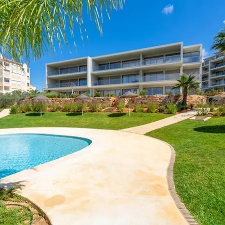 Lirios Amarelos Apartment